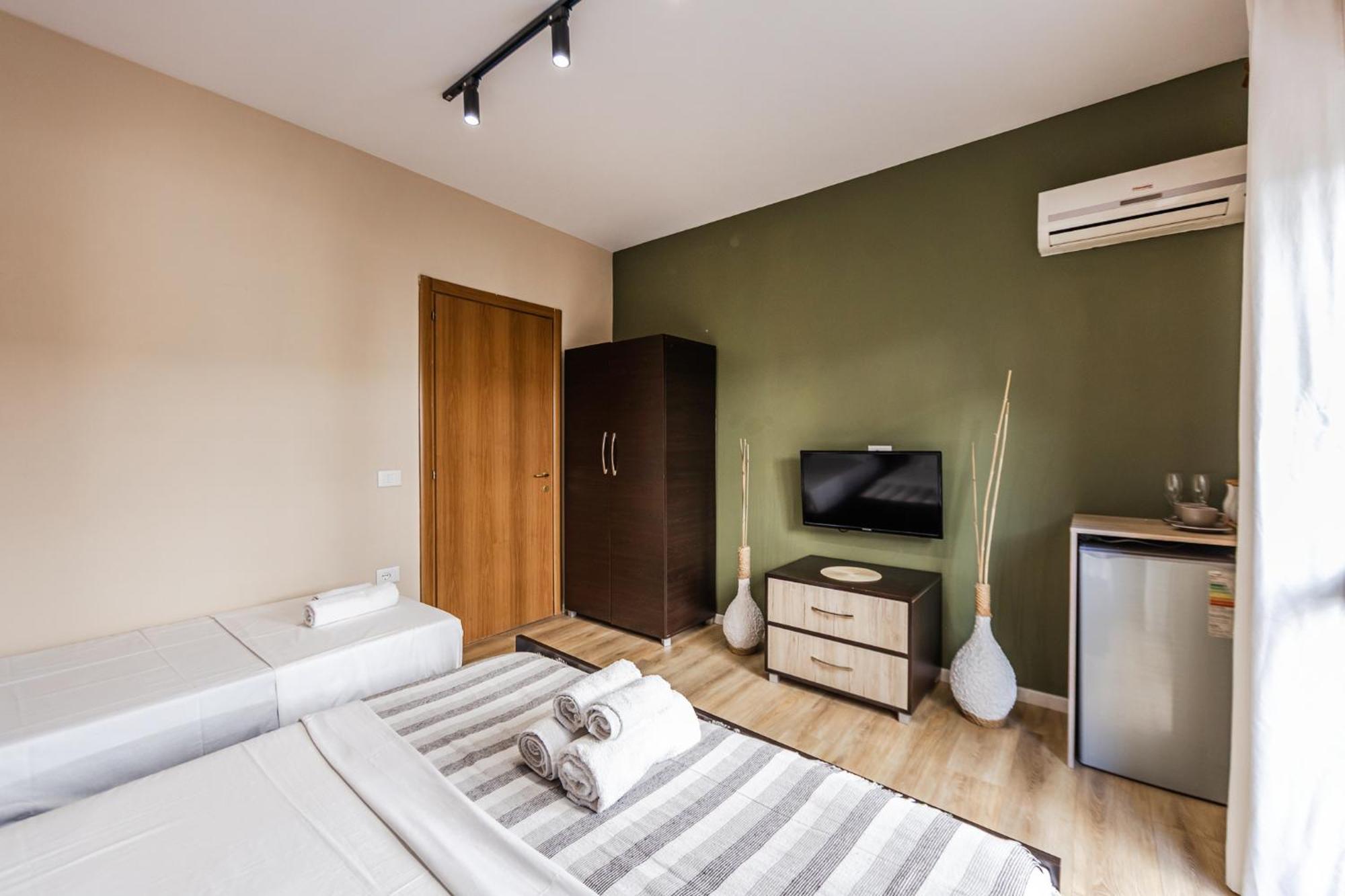 Melon Apartments Vlore Exterior photo