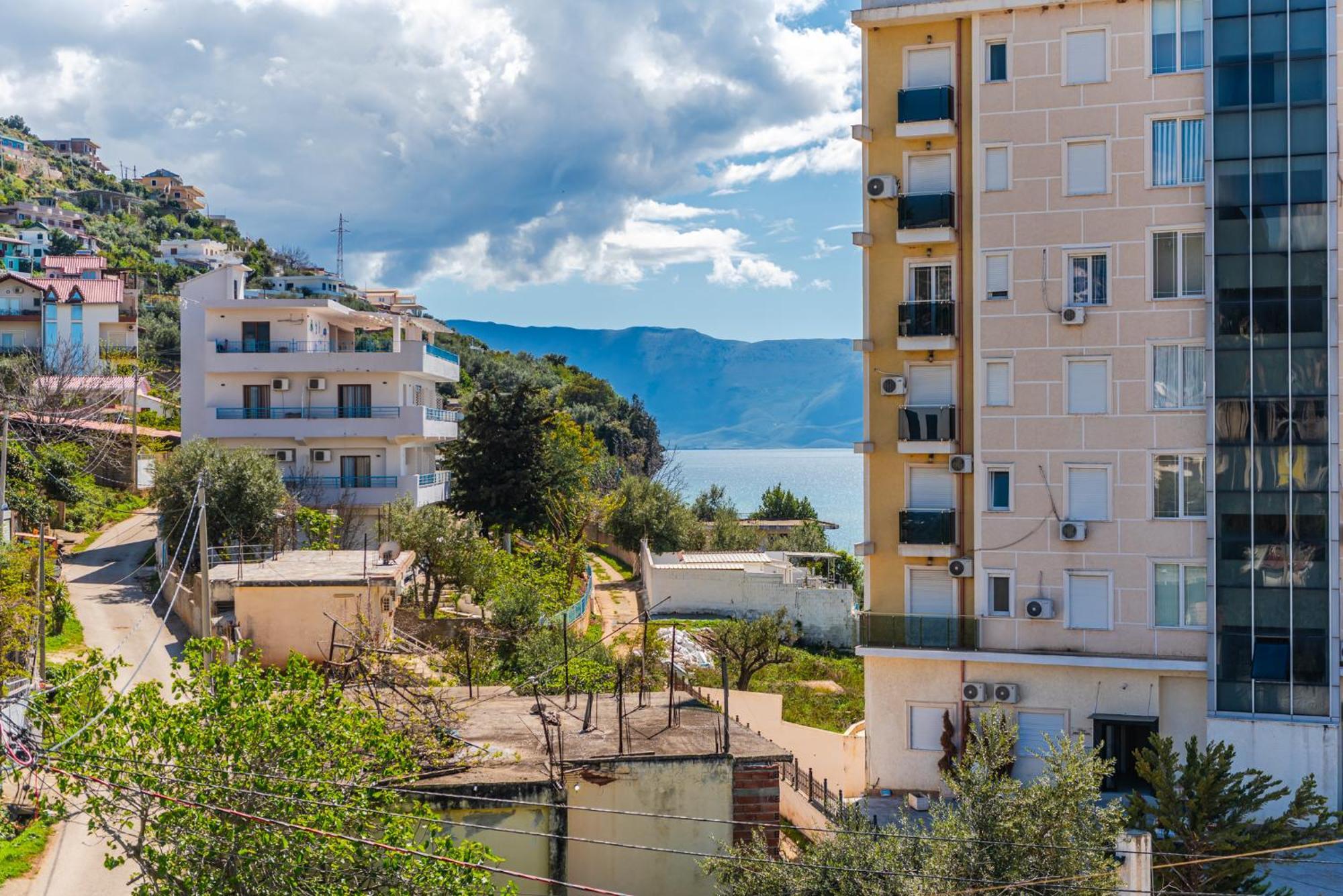 Melon Apartments Vlore Exterior photo